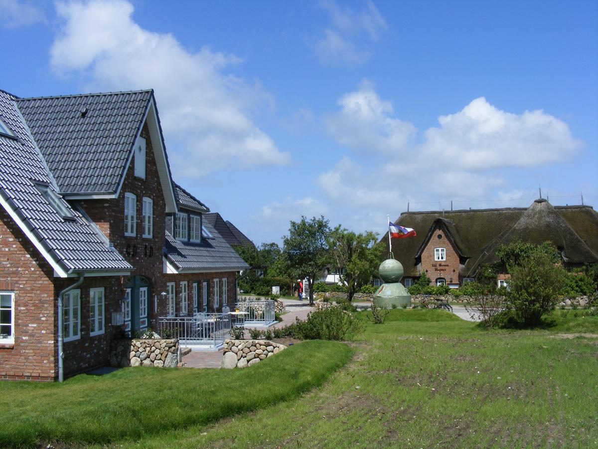 Ual Oeoemrang Wiartshues Hotel Norddorf Exterior photo