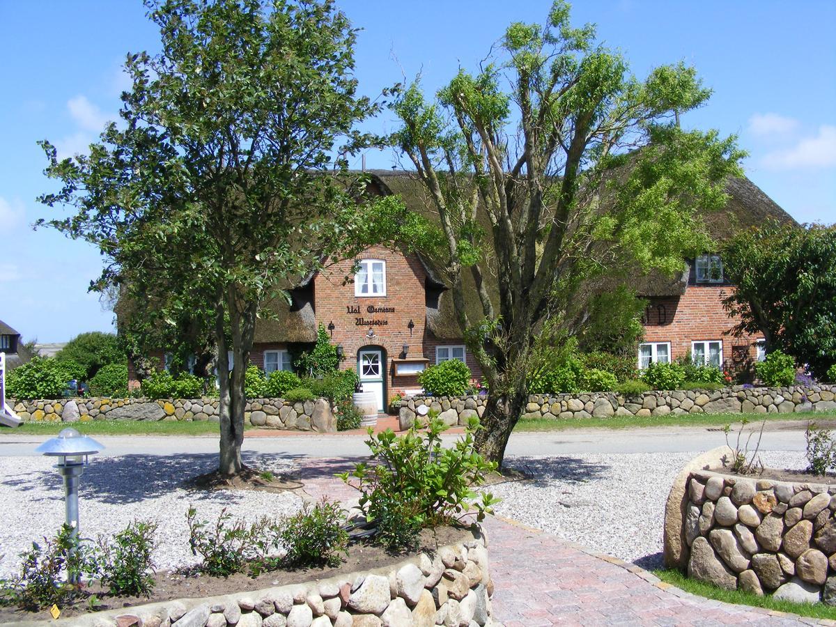 Ual Oeoemrang Wiartshues Hotel Norddorf Exterior photo