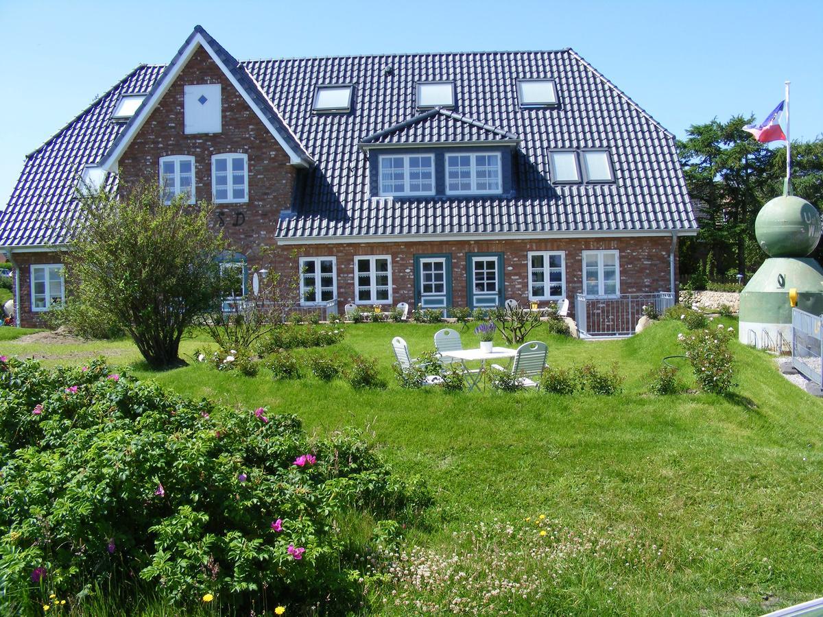 Ual Oeoemrang Wiartshues Hotel Norddorf Exterior photo