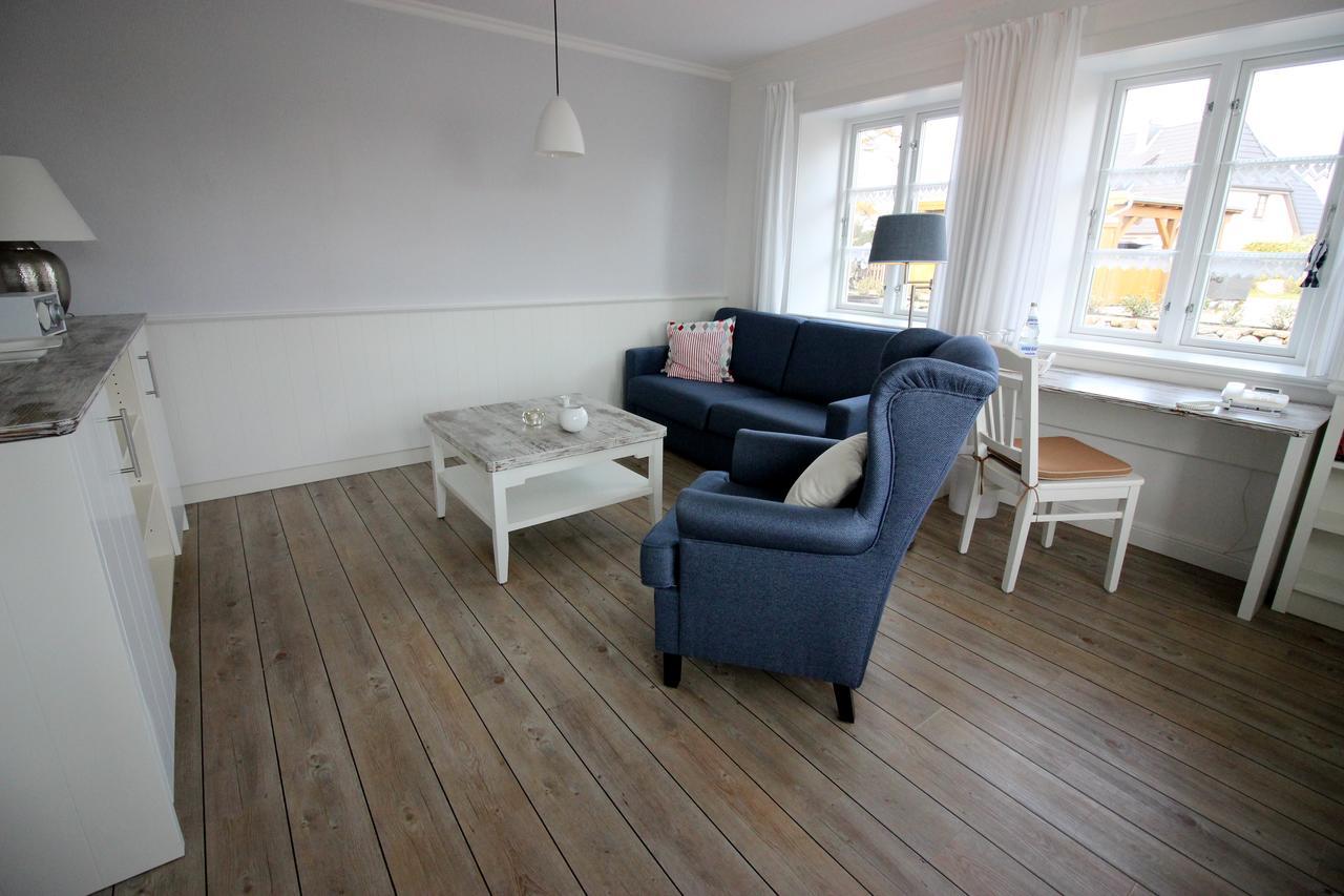 Ual Oeoemrang Wiartshues Hotel Norddorf Exterior photo